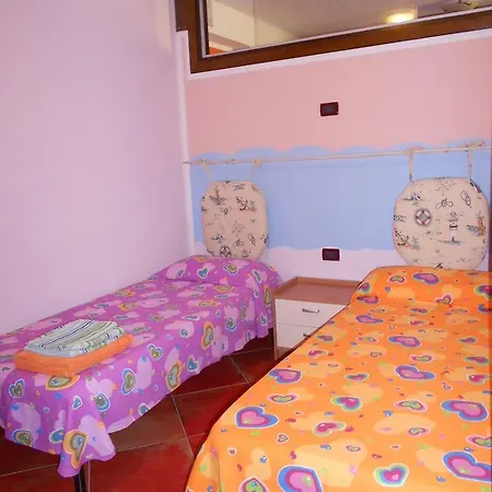 Apartment Via Mar Ligure 別荘