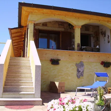 Apartment Via Mar Ligure シニスコーラ